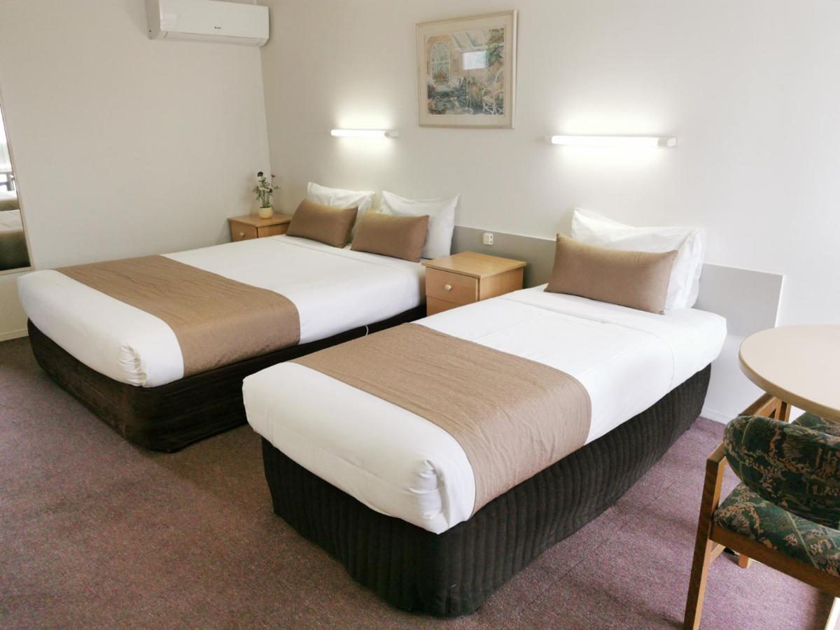 Eureka Motel 2*